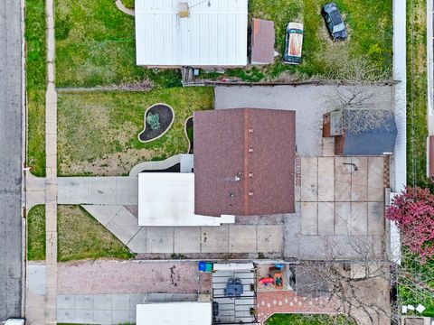 Tiny photo for 872 E 1100 N, Ogden, UT 84404 (MLS # 2147383)