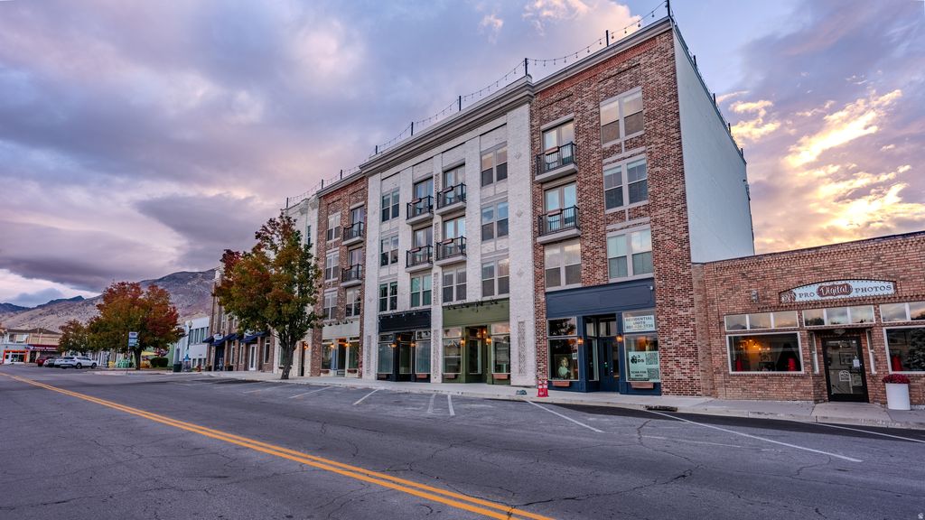 Photo of 59 S MAIN ST #102, Pleasant Grove, UT 84062 (MLS # 2125099)