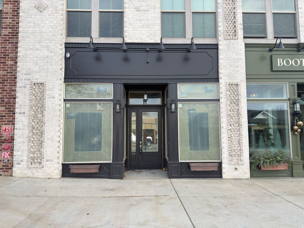 Photo of 59 S MAIN ST #102, Pleasant Grove, UT 84062 (MLS # 2125099)