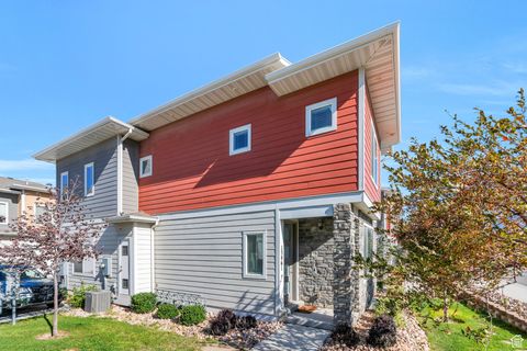 Tiny photo for 15461 S MIDNIGHT VIEW WAY, Bluffdale, UT 84065 (MLS # 2117756)