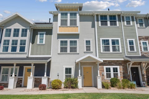 Tiny photo for 686 E 330 N, Vineyard, UT 84059 (MLS # 2180990)