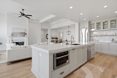 Tiny photo for 532 S 1450 W, Farmington, UT 84025 (MLS # 2177755)