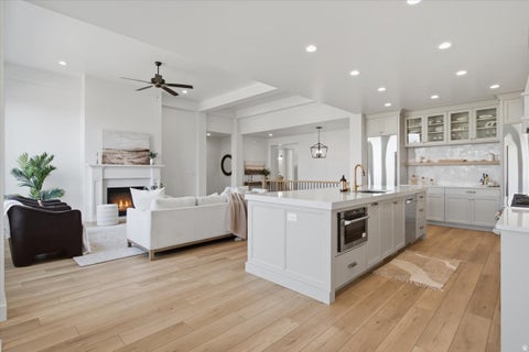 Tiny photo for 532 S 1450 W, Farmington, UT 84025 (MLS # 2177755)