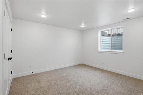 Tiny photo for 532 S 1450 W, Farmington, UT 84025 (MLS # 2177755)