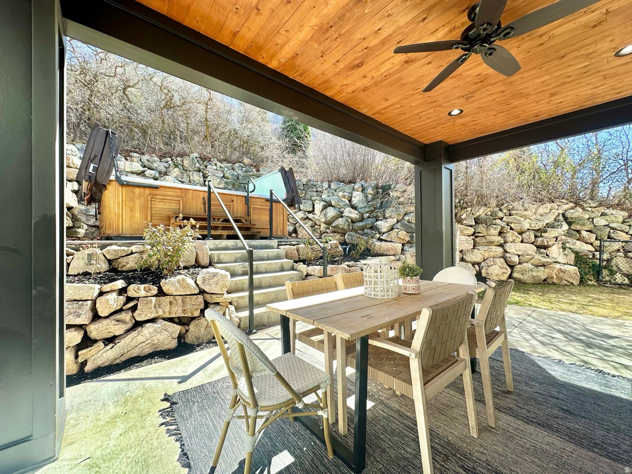 OLYMPUS COVE - Residential