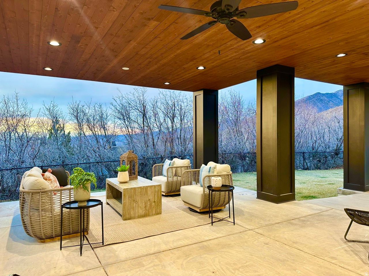 OLYMPUS COVE - Residential