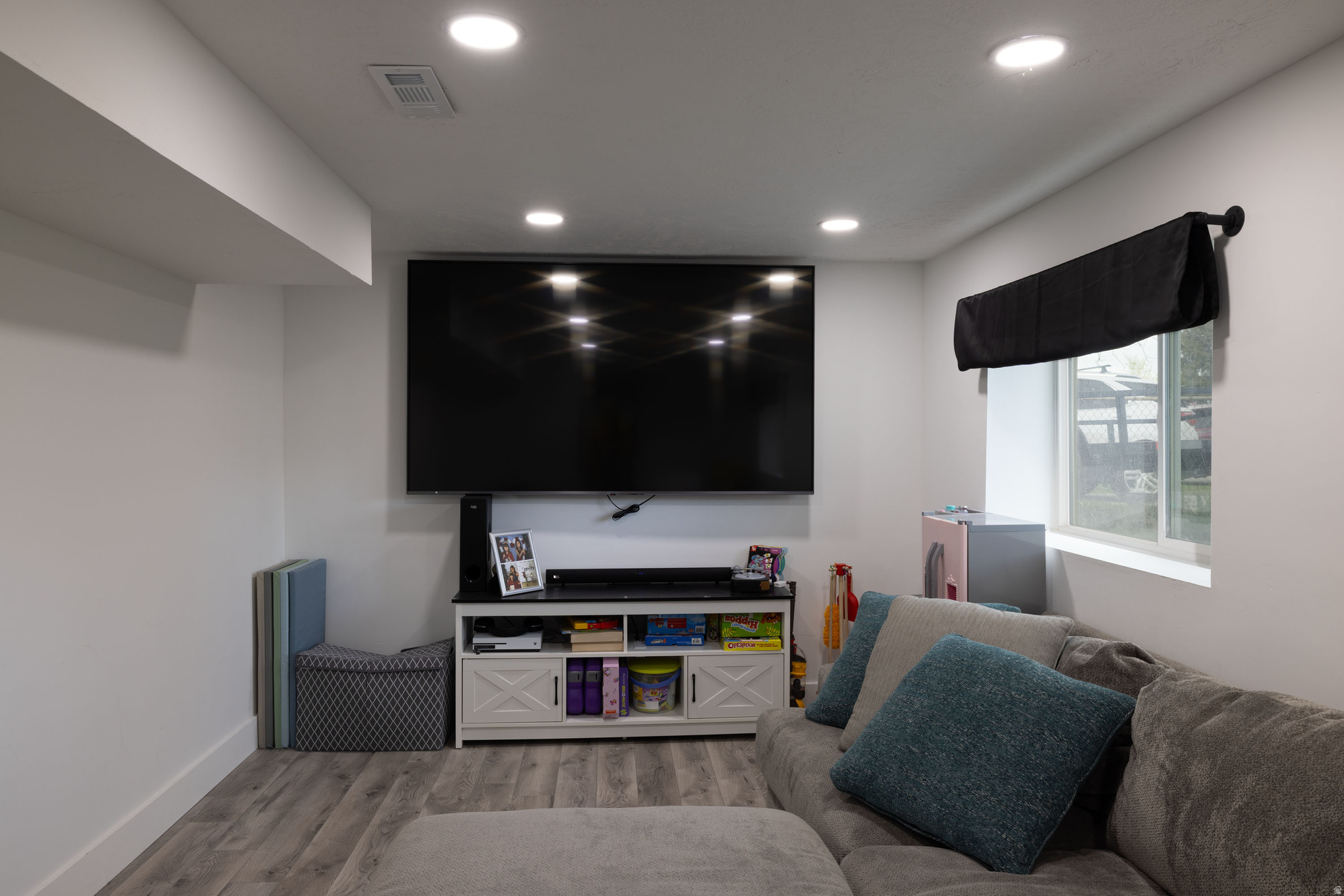 OQUIRRH HILLS - Residential