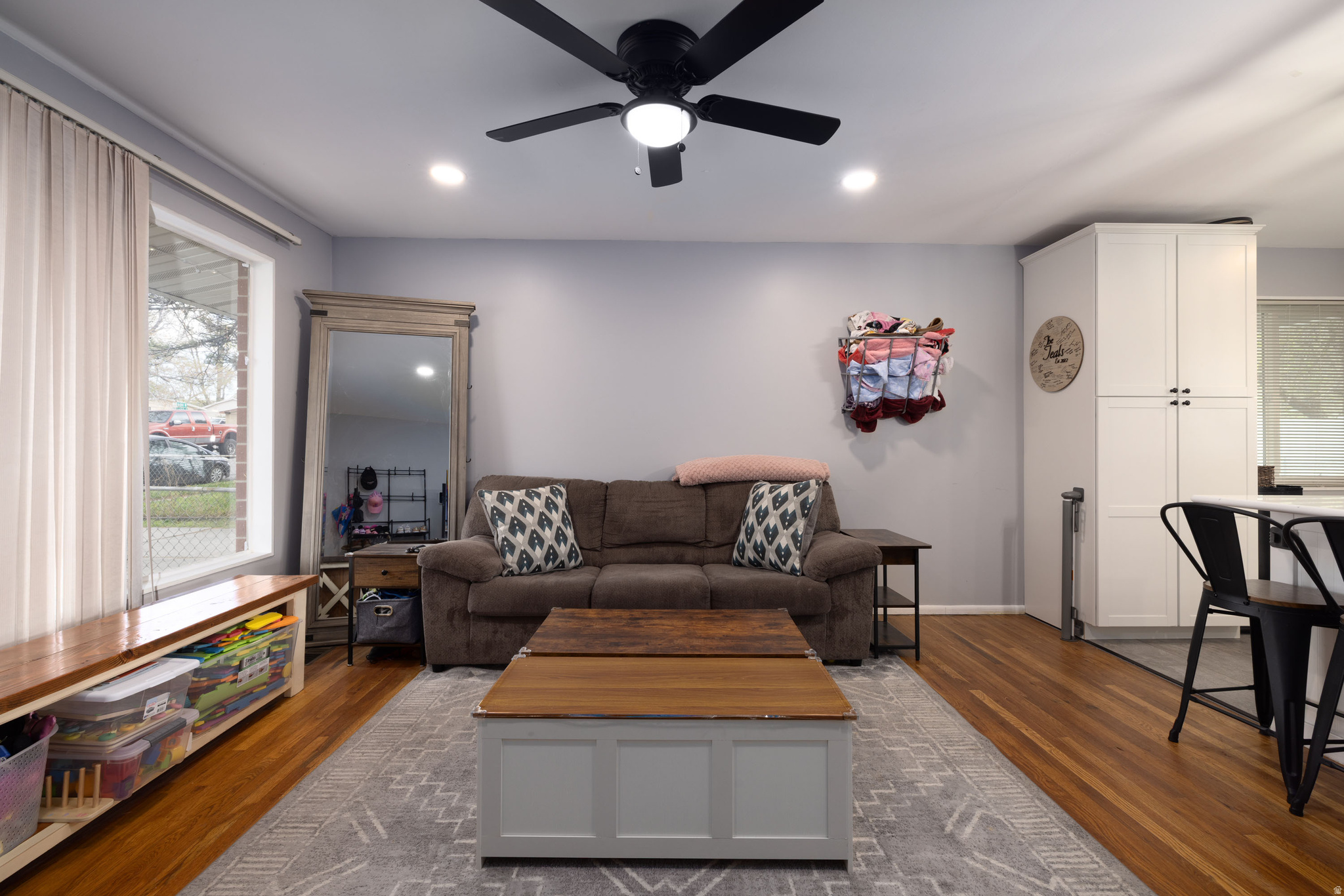 OQUIRRH HILLS - Residential