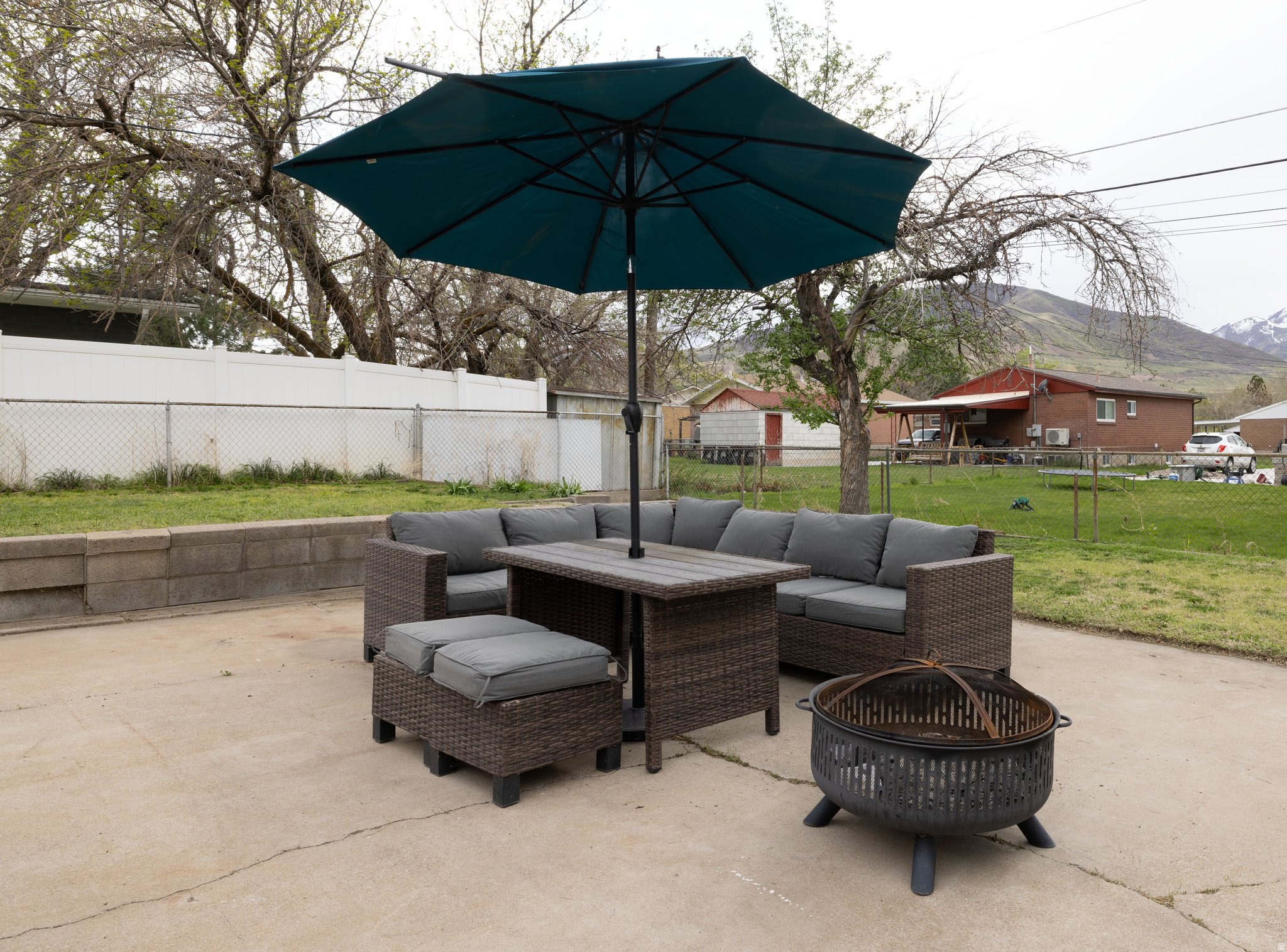 OQUIRRH HILLS - Residential