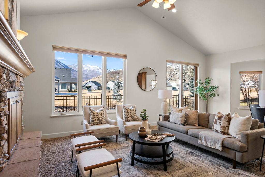 Photo of 1353 N MONTREUX DR, Midway, UT 84049 (MLS # 2133554)