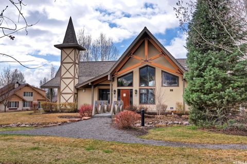 Tiny photo for 1353 N MONTREUX DR, Midway, UT 84049 (MLS # 2133554)