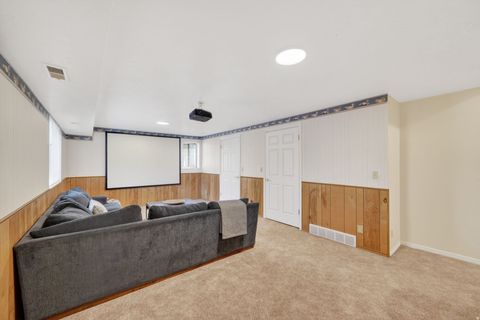 Tiny photo for 4840 S 1000 E, South Ogden, UT 84403 (MLS # 2149785)