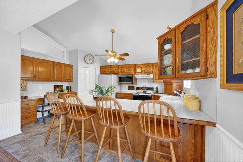 Tiny photo for 4840 S 1000 E, South Ogden, UT 84403 (MLS # 2149785)