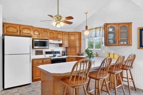 Tiny photo for 4840 S 1000 E, South Ogden, UT 84403 (MLS # 2149785)