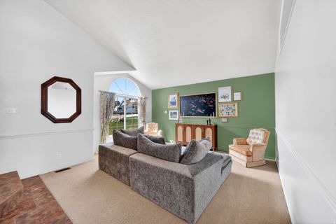 Tiny photo for 4840 S 1000 E, South Ogden, UT 84403 (MLS # 2149785)