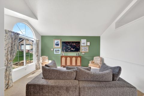 Tiny photo for 4840 S 1000 E, South Ogden, UT 84403 (MLS # 2149785)