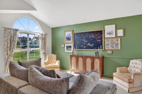 Tiny photo for 4840 S 1000 E, South Ogden, UT 84403 (MLS # 2149785)