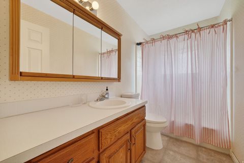 Tiny photo for 4840 S 1000 E, South Ogden, UT 84403 (MLS # 2149785)