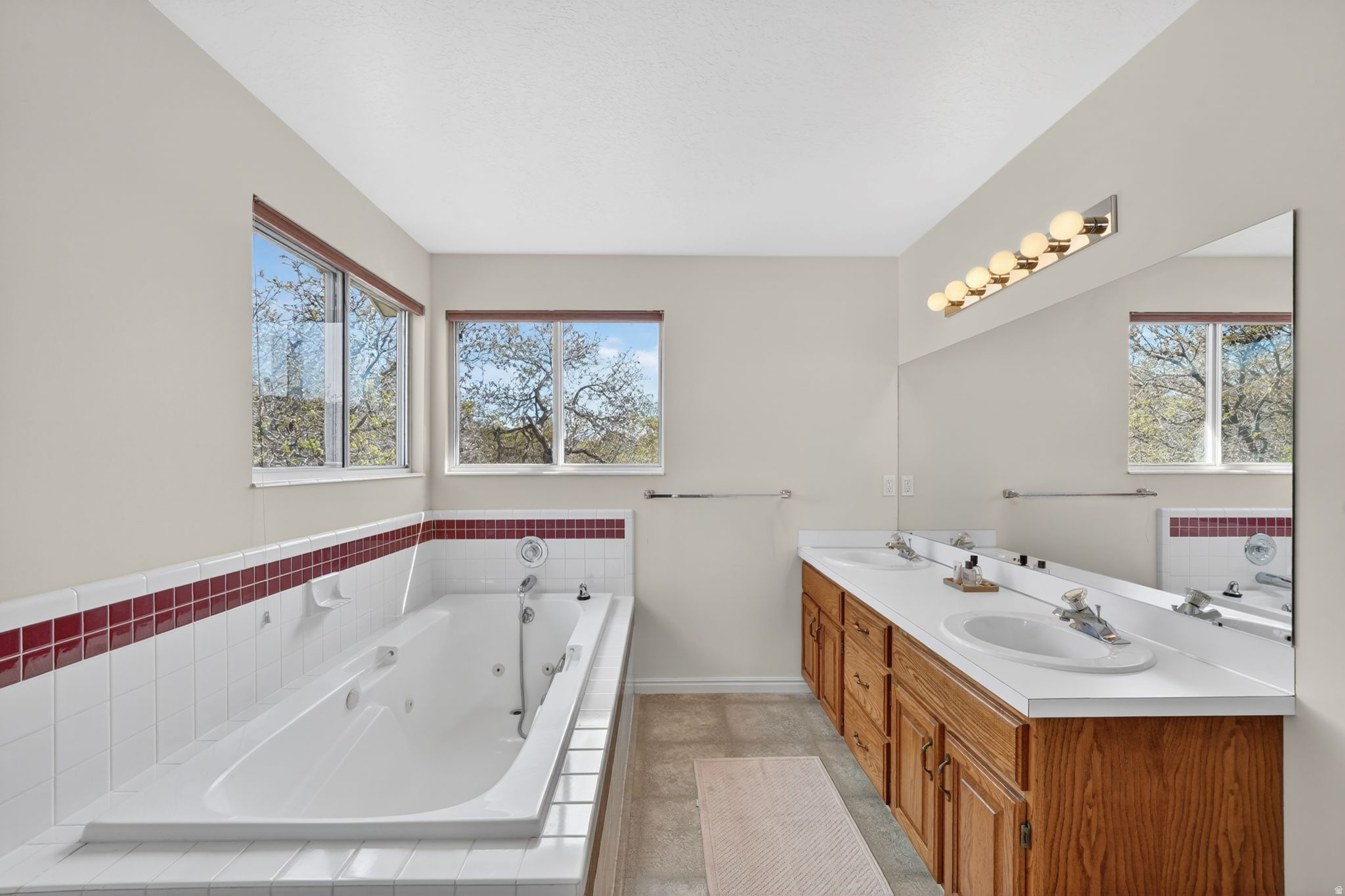 ROLLING OAKS NO.2 - Residential