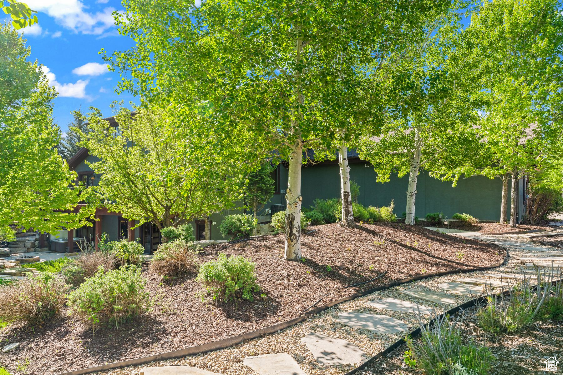 Park City, Utah 84098, United States, 5 Bedrooms Bedrooms, ,5 BathroomsBathrooms,Residential,Pending,62229