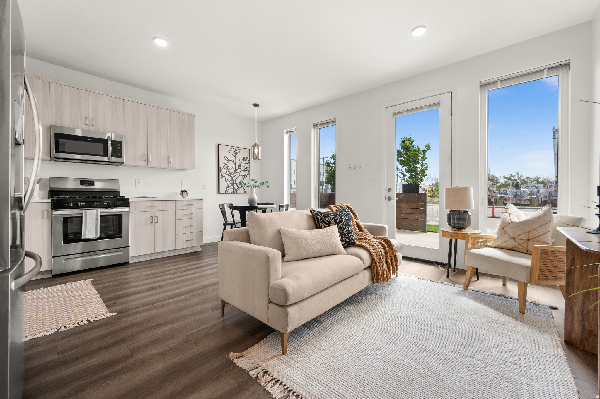 GLADHOUSE CONDOMINIU - Residential