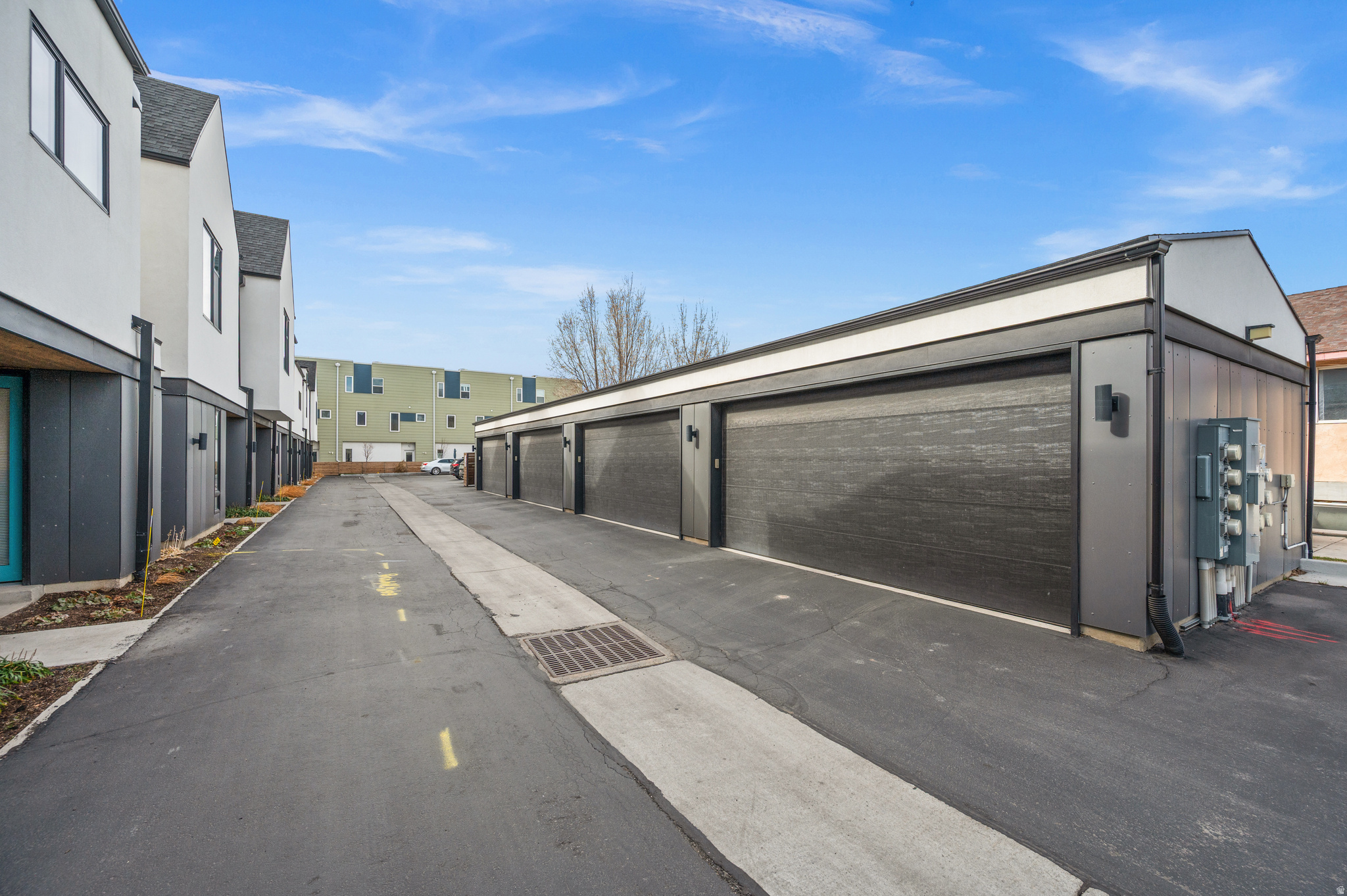 GLADHOUSE CONDOMINIU - Residential