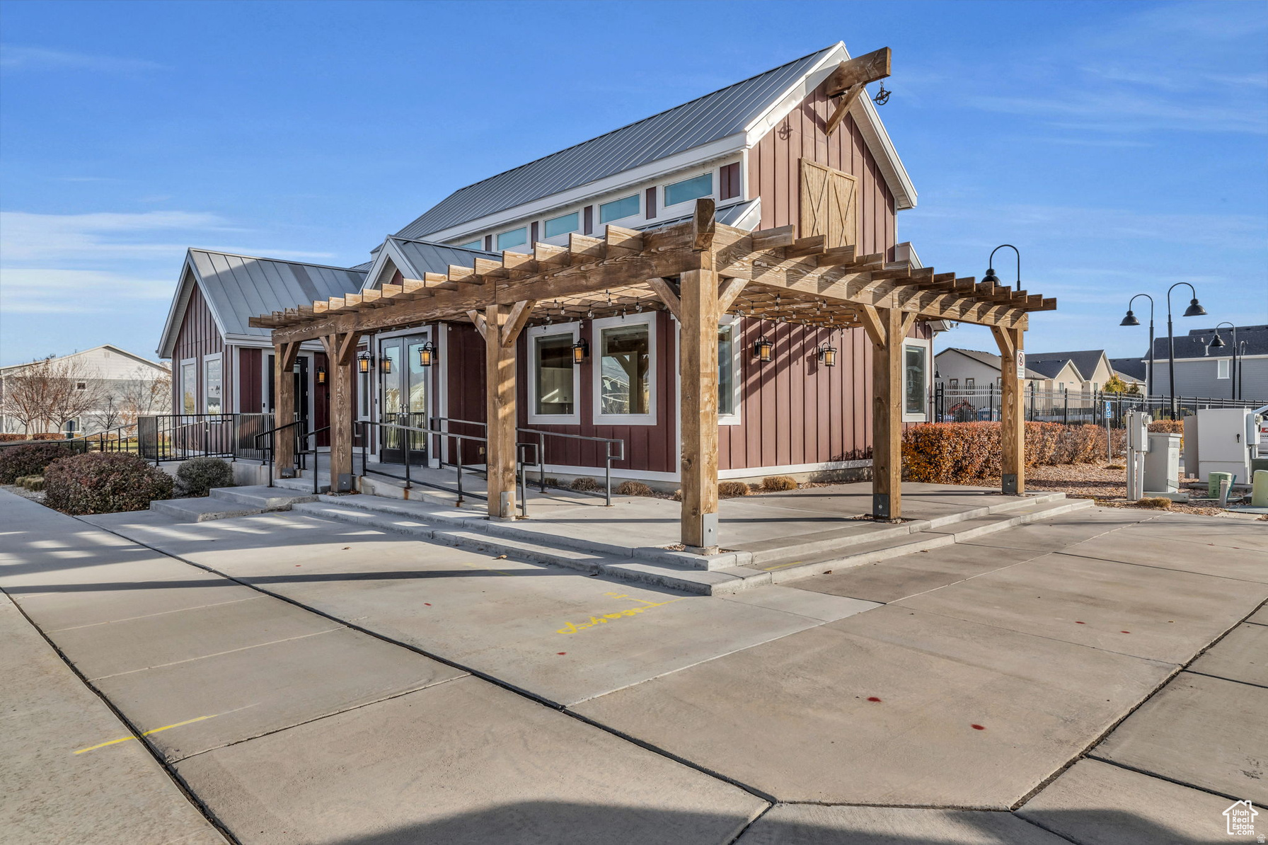 LEGACY FARMS - Residential