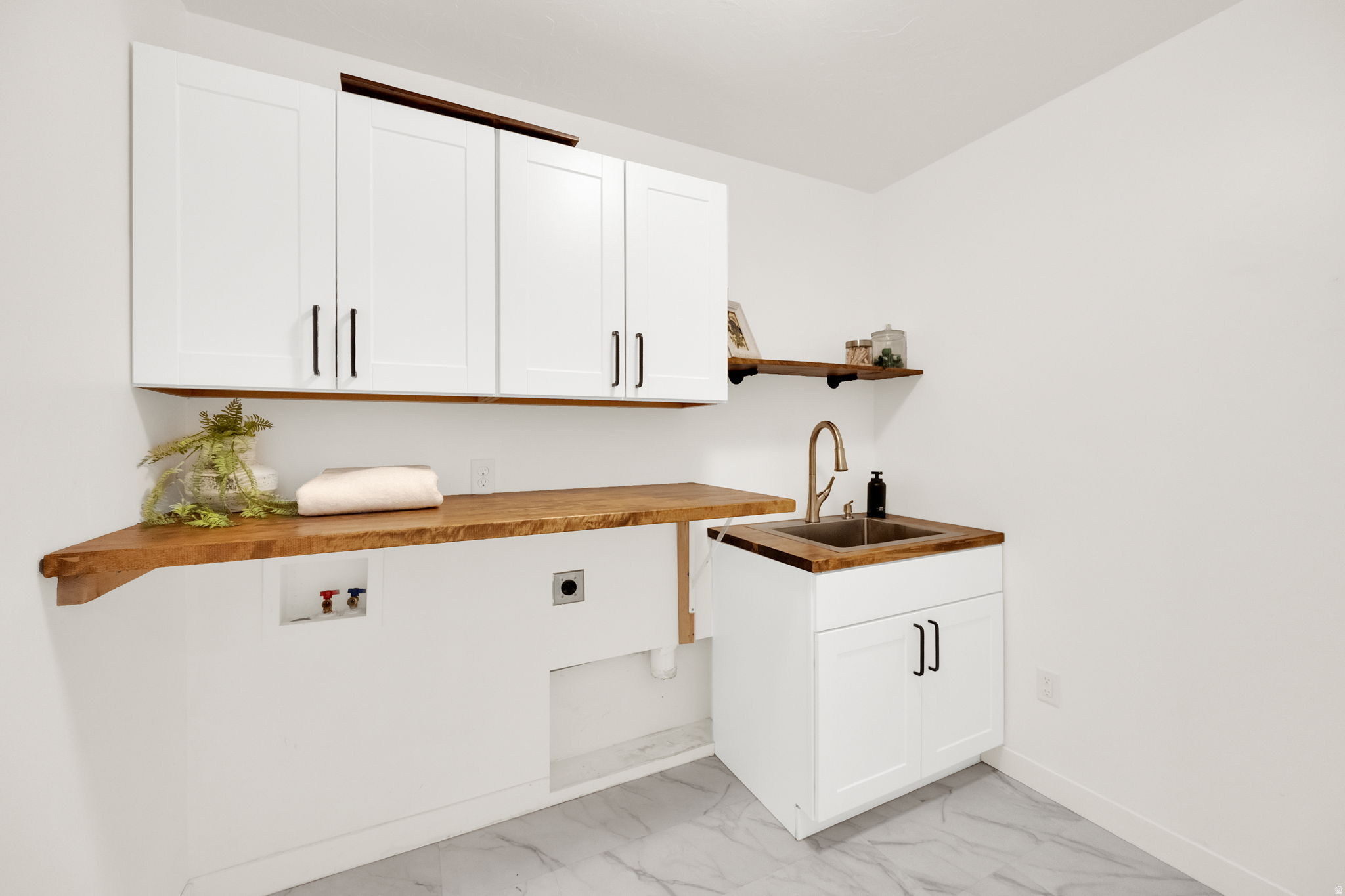 LEGACY FARMS - Residential