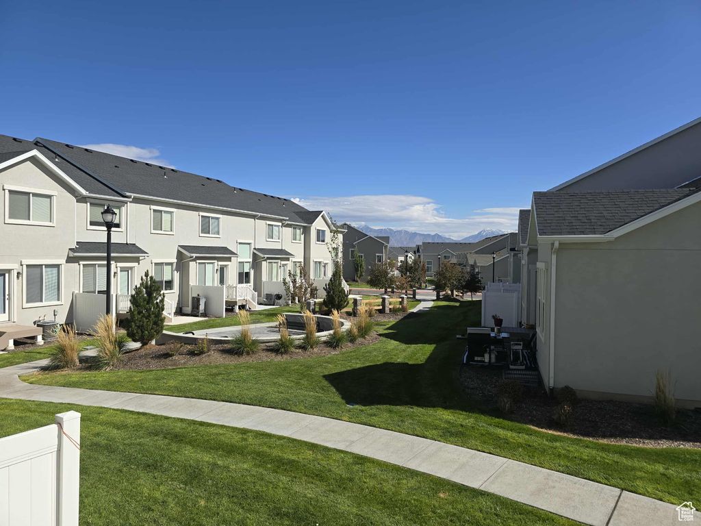 Photo of 5289 W VAN DYNE LN, Herriman, UT 84096 (MLS # 2119036)
