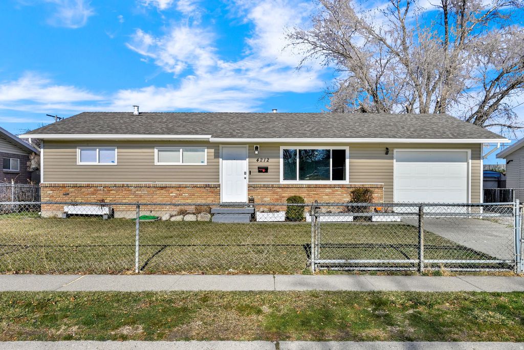 Photo of 4212 W 4695 S, Salt Lake City, UT 84120 (MLS # 2128548)