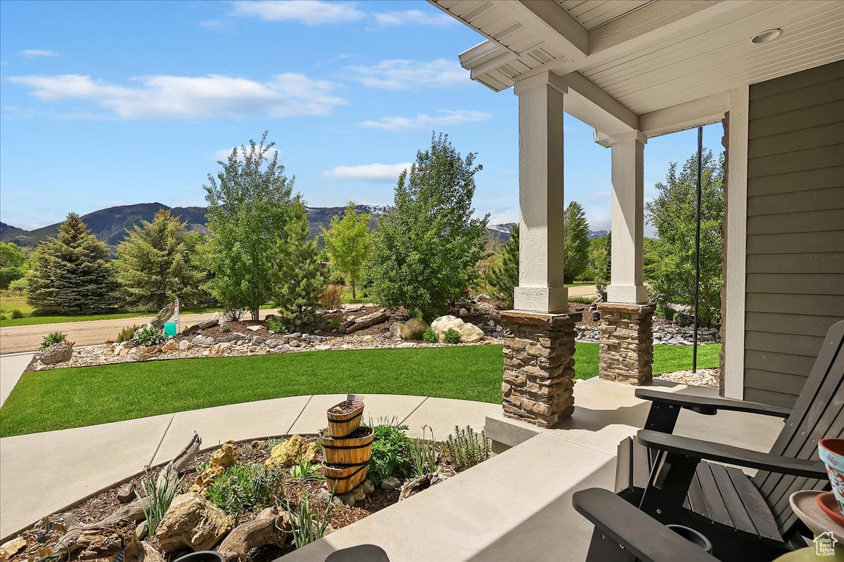4548 N Sheep Creek Dr, Eden, Utah image 4