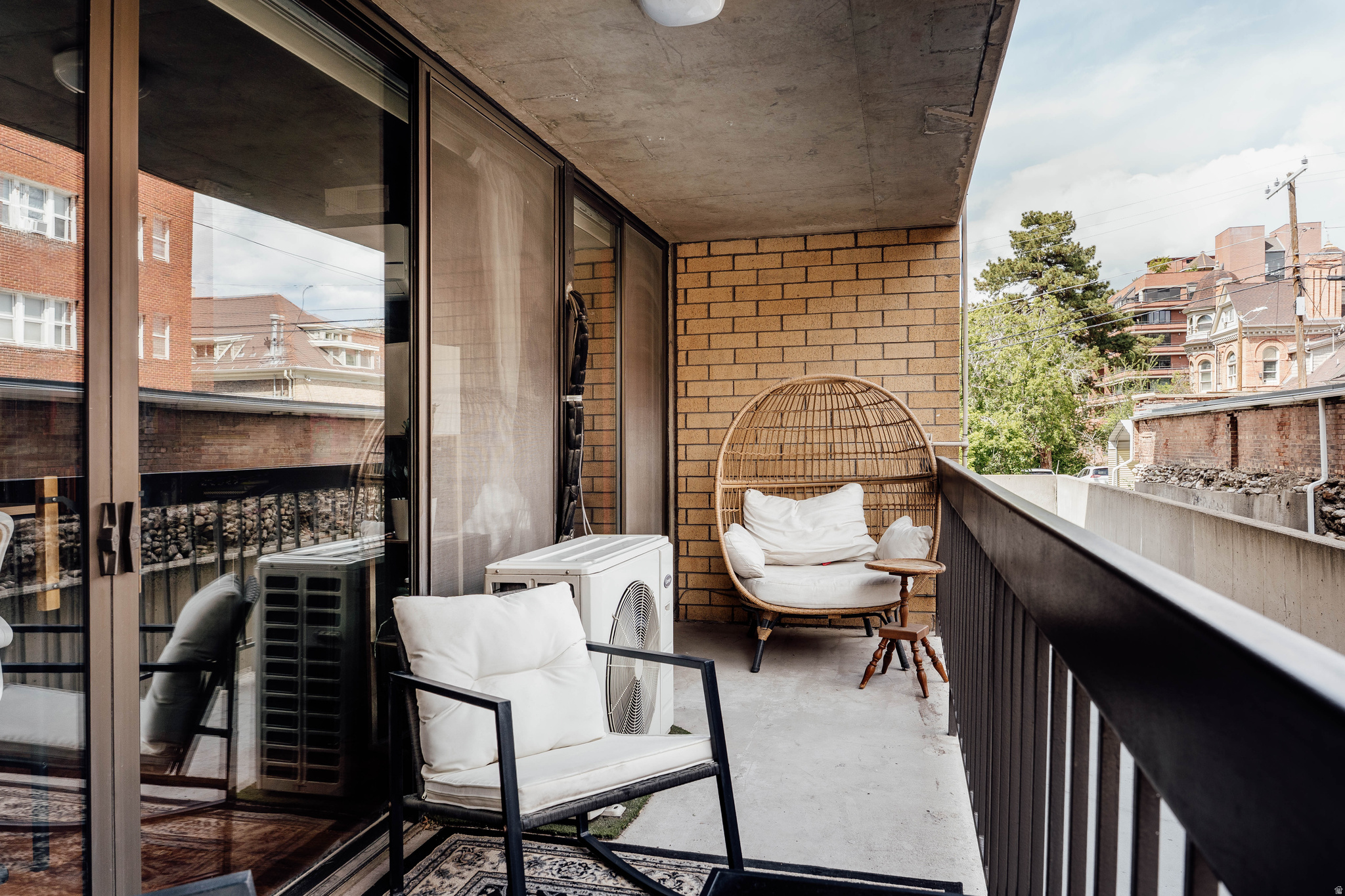 CITY CREST CONDO - Residential