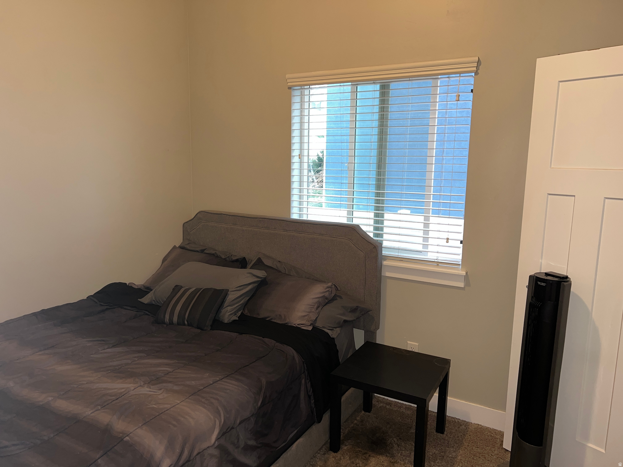 THE VIEWS - Residential