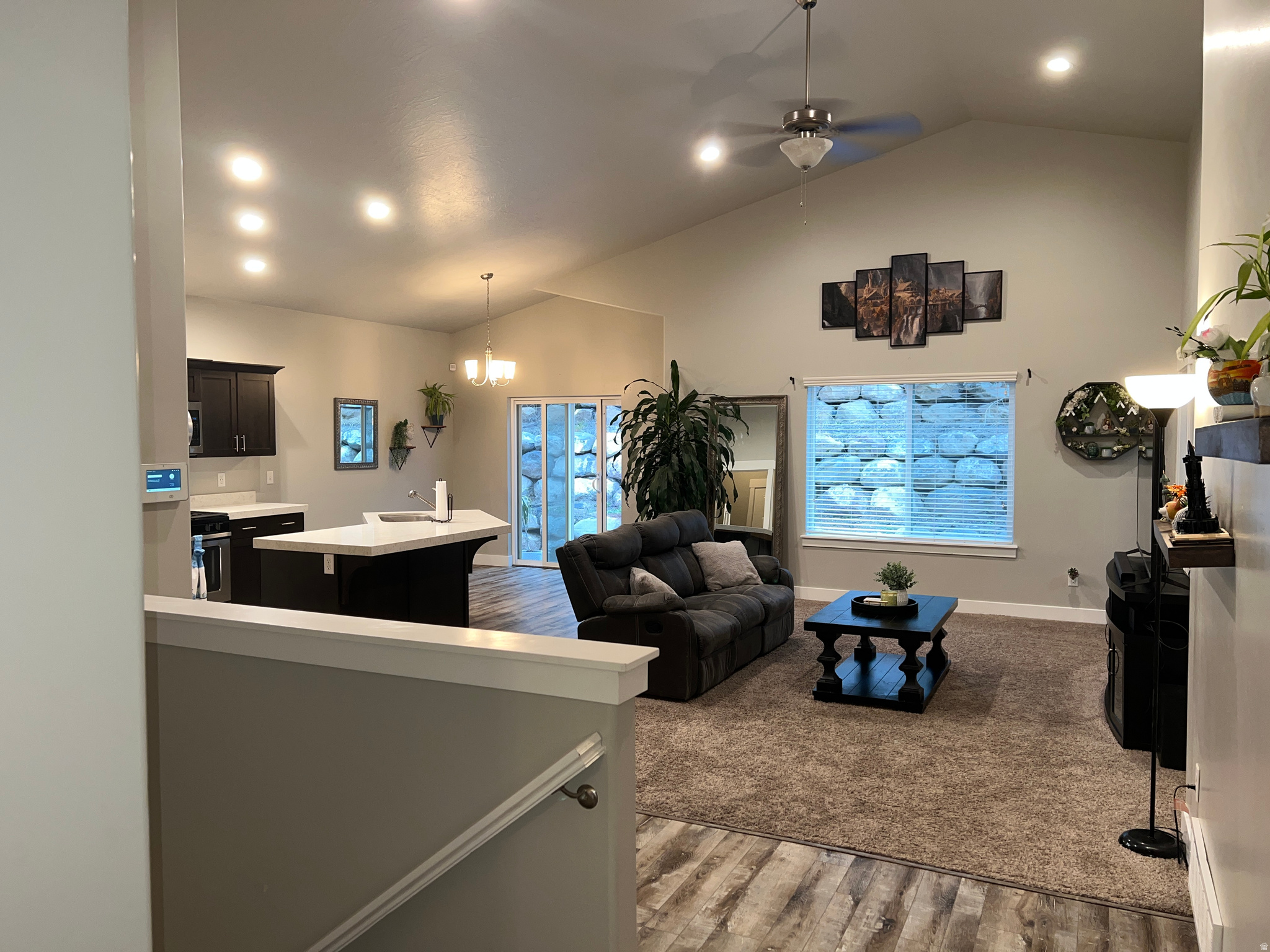 THE VIEWS - Residential