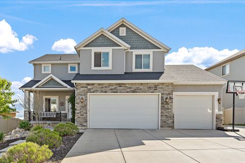 Photo of 2866 S KOLLMAN LN, Saratoga Springs, UT 84045 (MLS # 2155482)