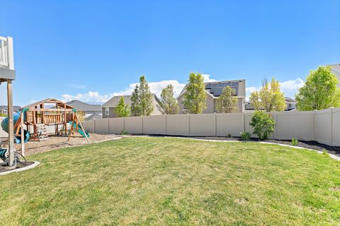 Tiny photo for 2866 S KOLLMAN LN, Saratoga Springs, UT 84045 (MLS # 2155482)