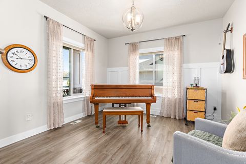 Tiny photo for 2866 S KOLLMAN LN, Saratoga Springs, UT 84045 (MLS # 2155482)