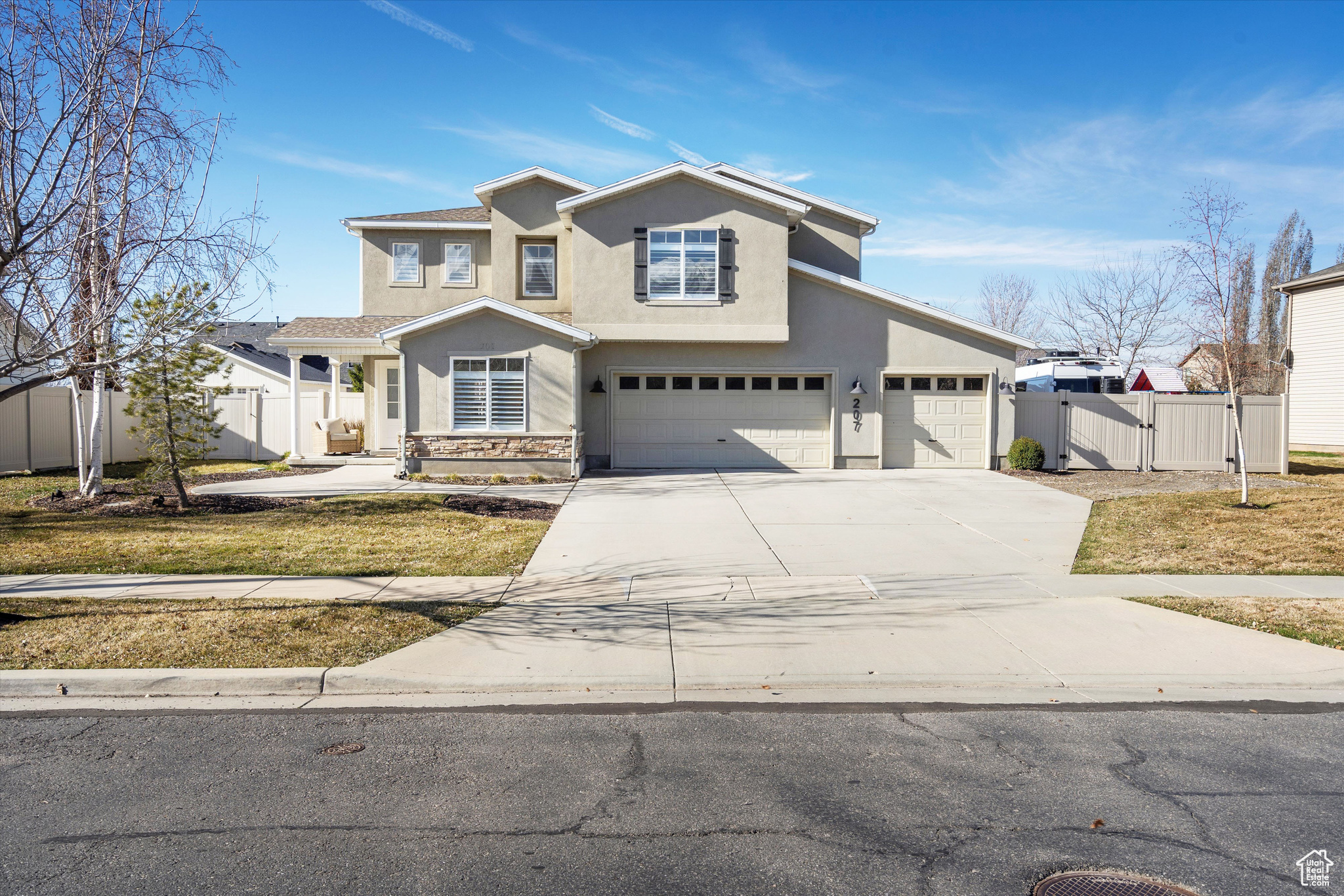 207 N Ironside Way, Farmington, Utah image 1