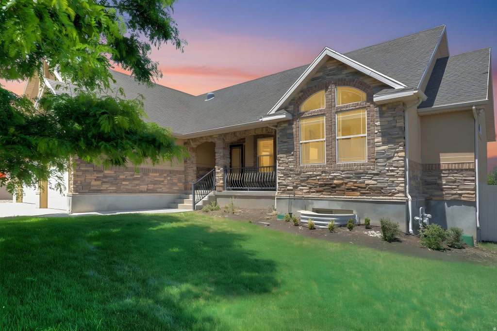 Photo of 1376 W JORDAN HILLS DR, South Jordan, UT 84095 (MLS # 2164954)