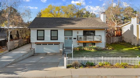 Tiny photo for 4650 S CHAPEL DR, Holladay, UT 84117 (MLS # 2134812)
