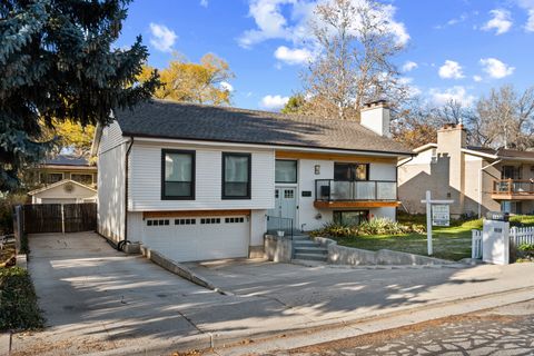 Tiny photo for 4650 S CHAPEL DR, Holladay, UT 84117 (MLS # 2134812)