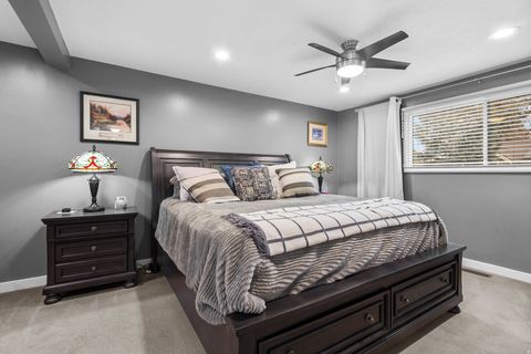 Tiny photo for 4650 S CHAPEL DR, Holladay, UT 84117 (MLS # 2134812)