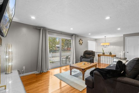 Tiny photo for 4650 S CHAPEL DR, Holladay, UT 84117 (MLS # 2134812)