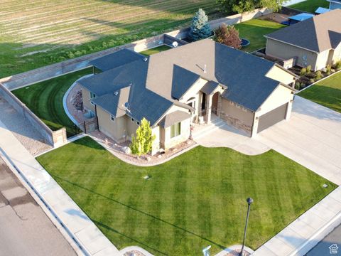 Photo of 1790 S 940 W, Richfield, UT 84701 (MLS # 2094043)