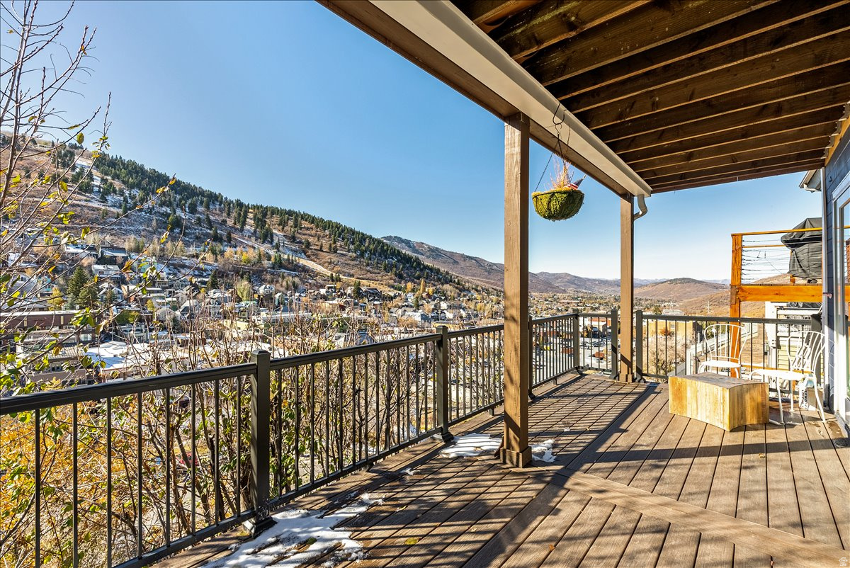 ONTARIO CONDOMINIUM - Residential