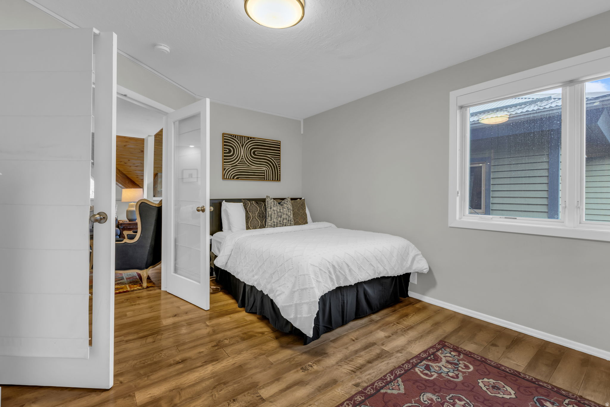 ONTARIO CONDOMINIUM - Residential