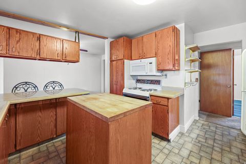 Tiny photo for 185 CREST CIR, Tooele, UT 84074 (MLS # 2126379)