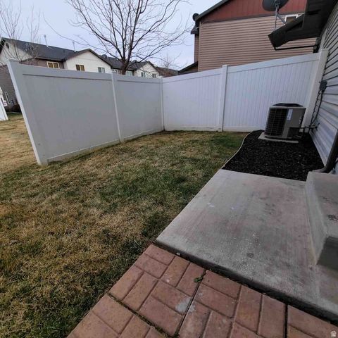 Tiny photo for 484 N COTTONWOOD CIR E, Roosevelt, UT 84066 (MLS # 2142247)