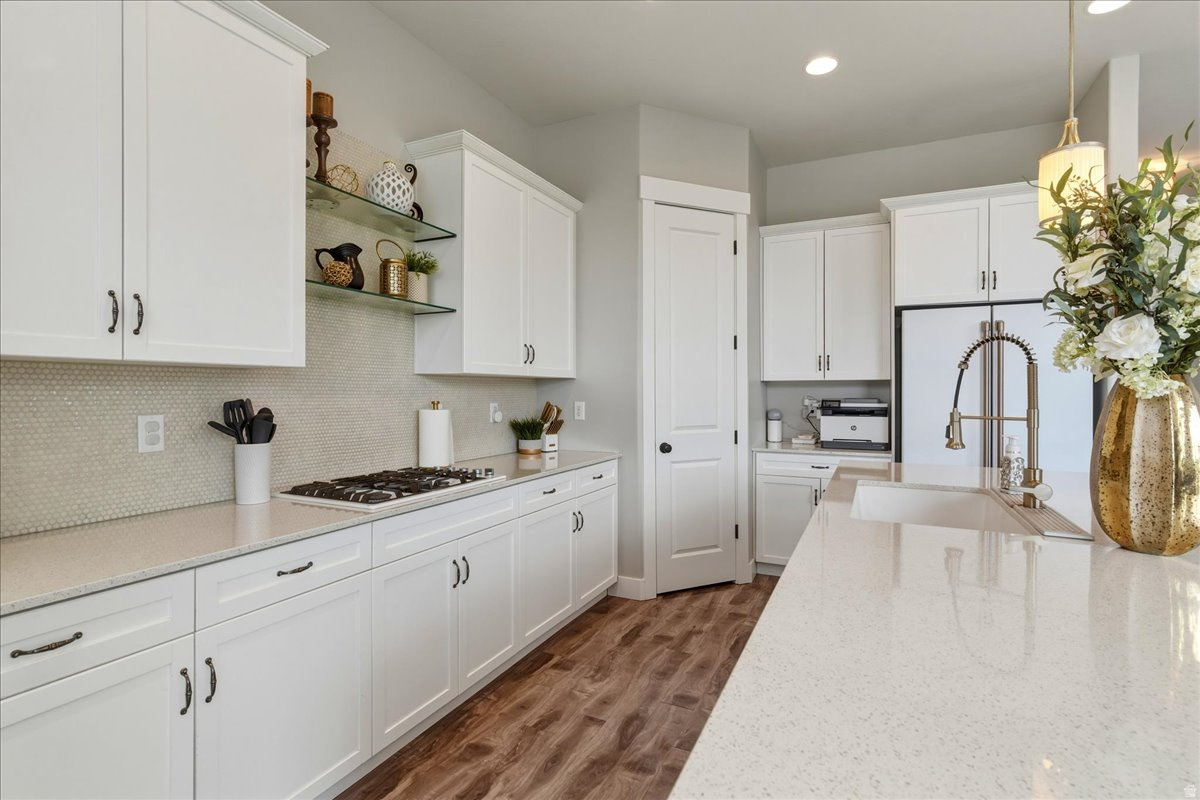 MEADOW VIEW - Residential