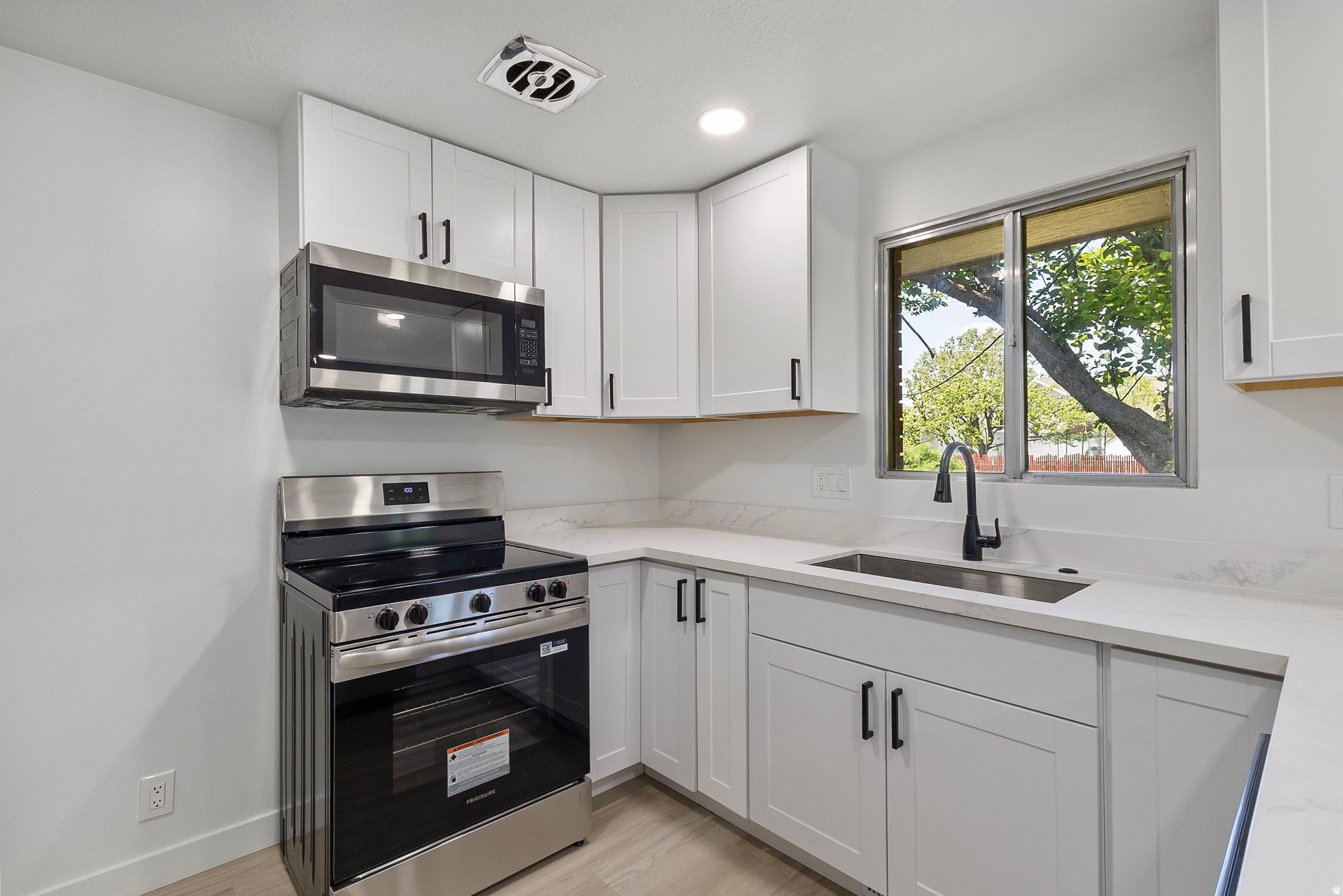 BLAKE HEIGHTS - Residential